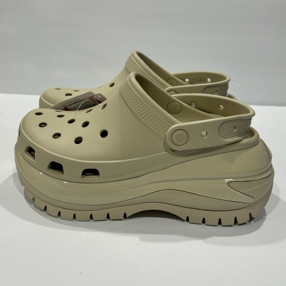 CROCS Shoes - CROCS MEGA CRUSH WOMEN'S PLATFORM CLOGS SIZE 8